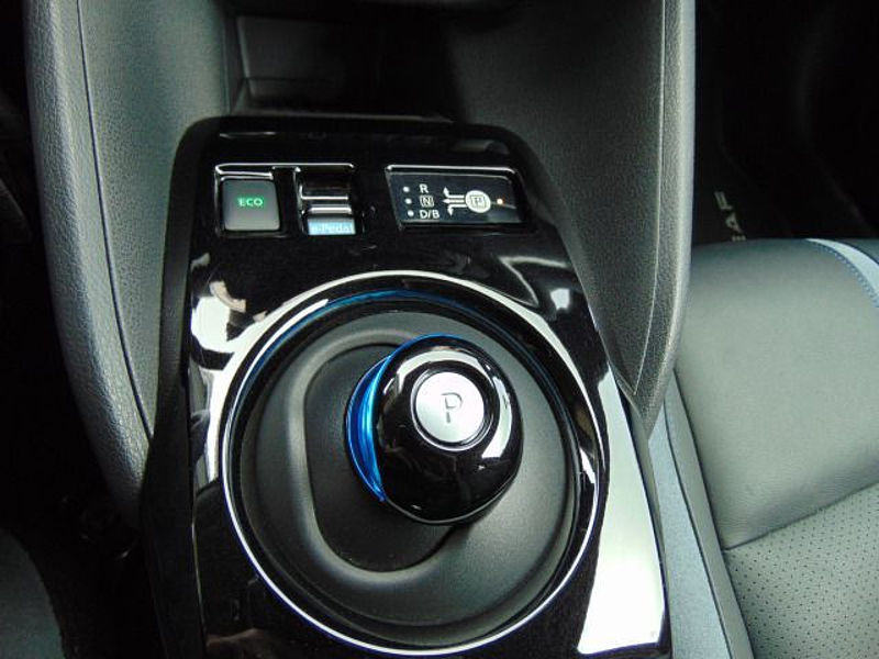 Nissan Leaf Tekna LED Leder Alu 360° Winter-Paket Bose